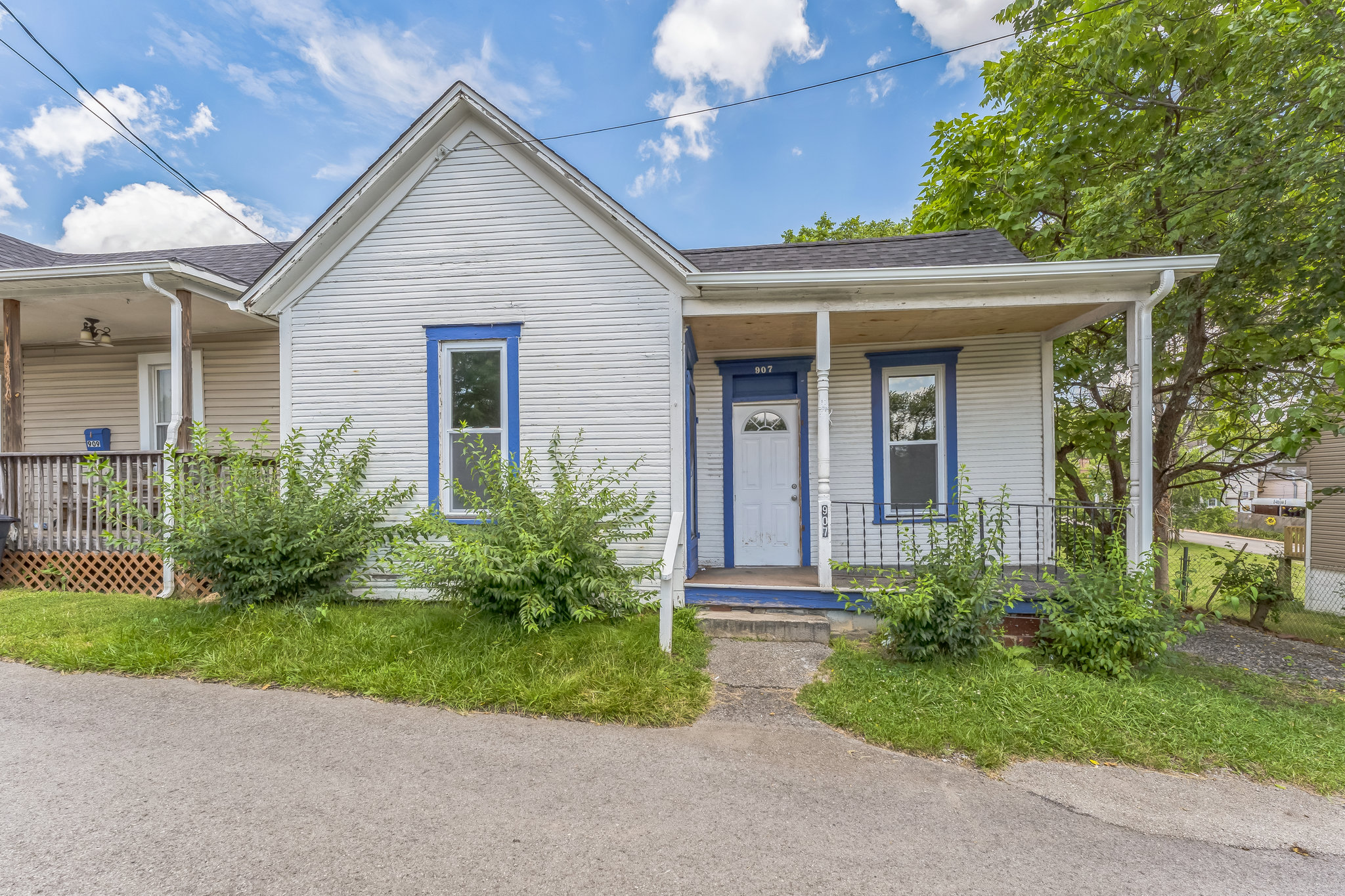 Property main image
