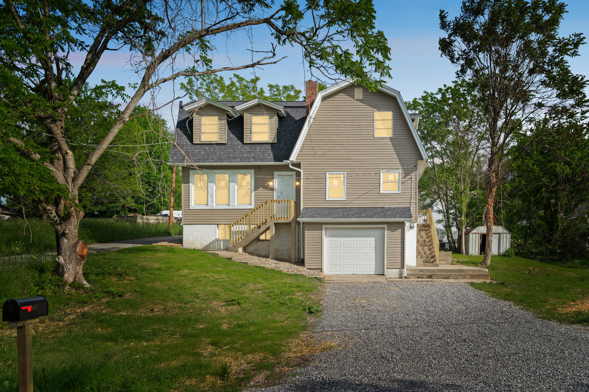 697 Ridgely Avenue
