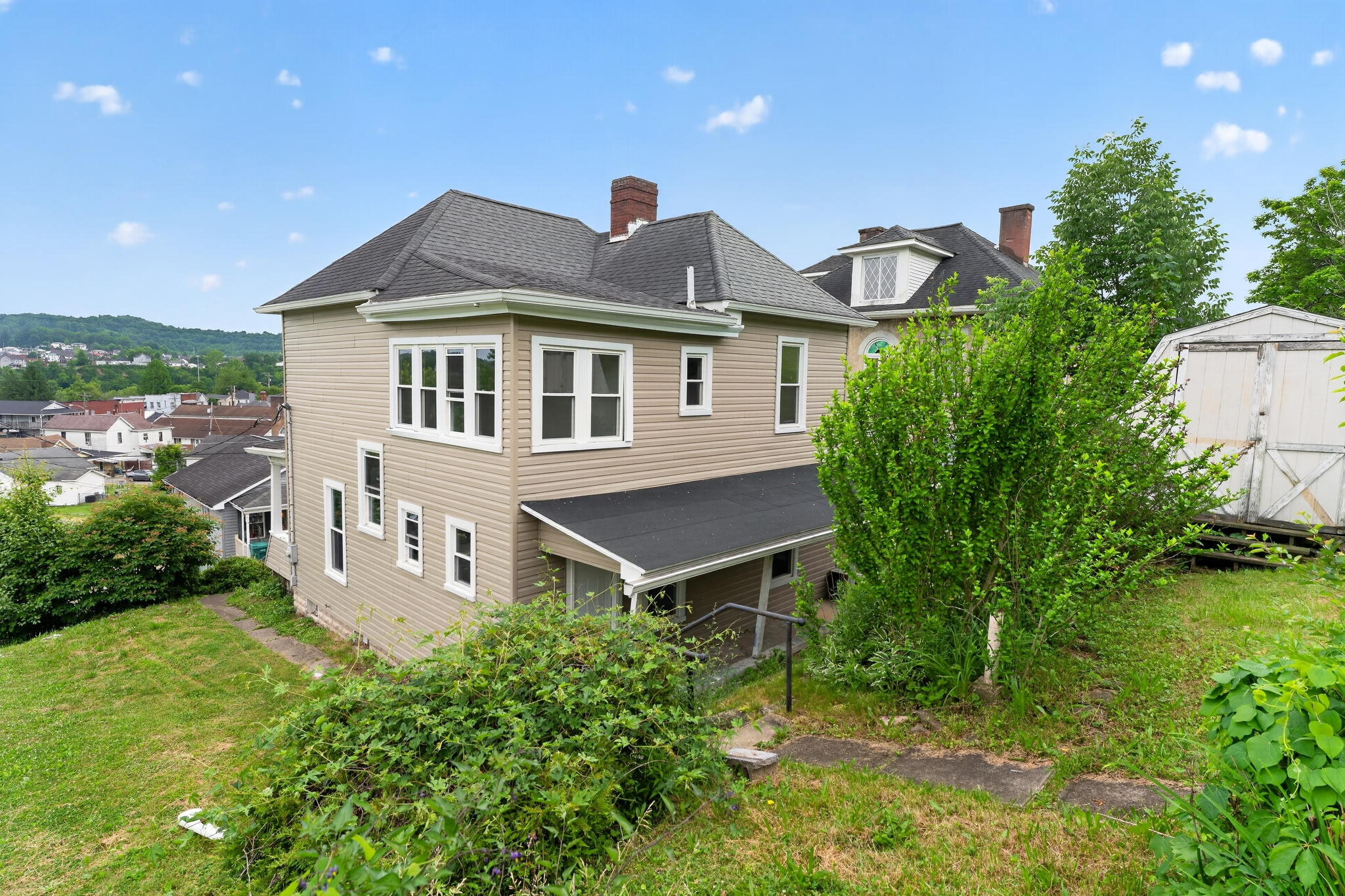 Property main image